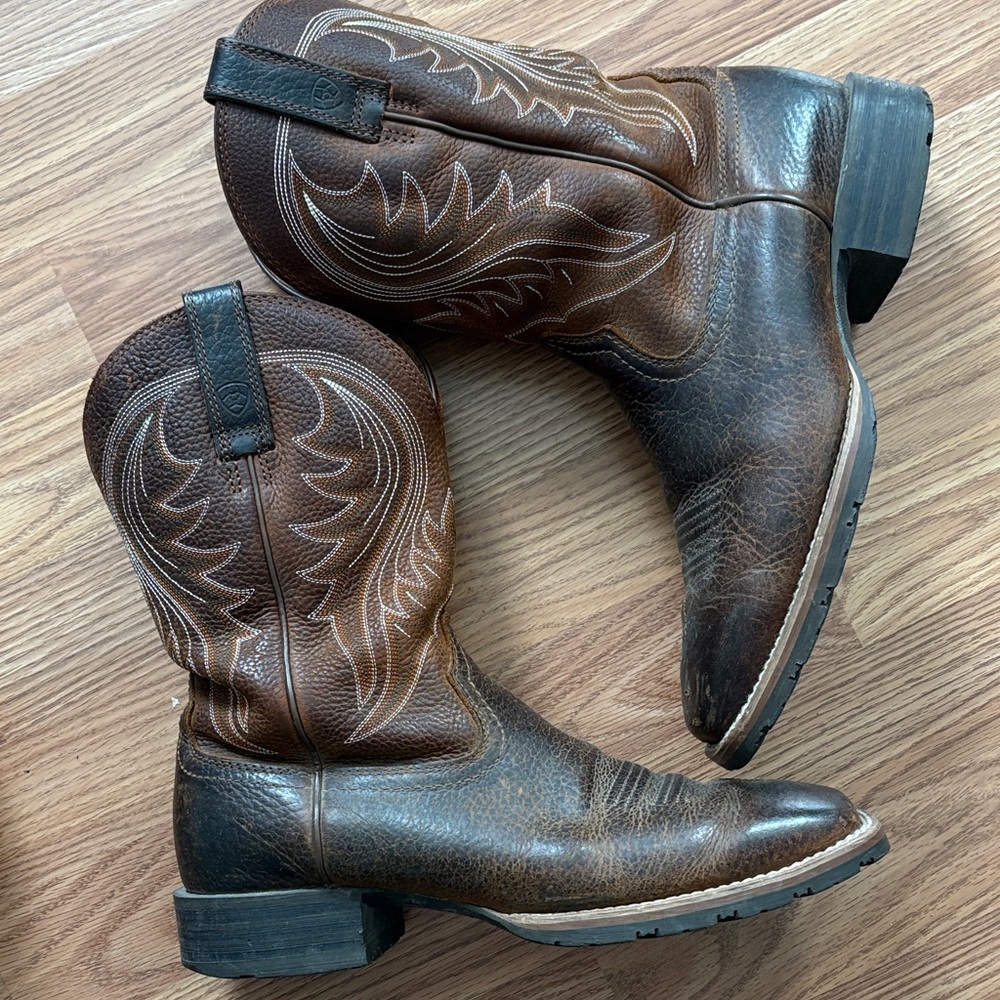 Men Ariat Dark Brown Western Boots